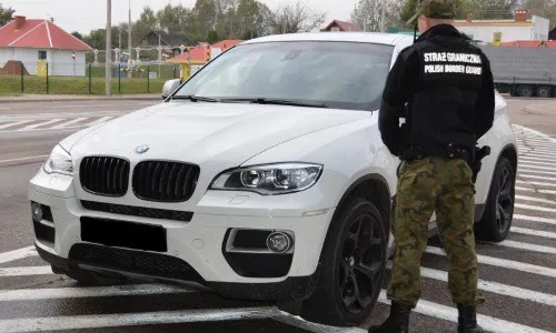 На польской границе у белоруски изъят BMW, находящийся в розыске в России